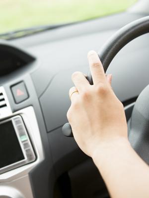 車検するか、車を売ると良いのか